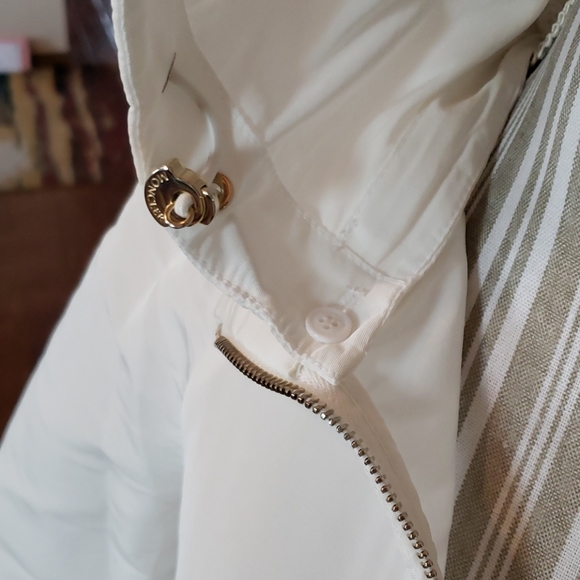 Moncler light jacket - Picture 2 of 7